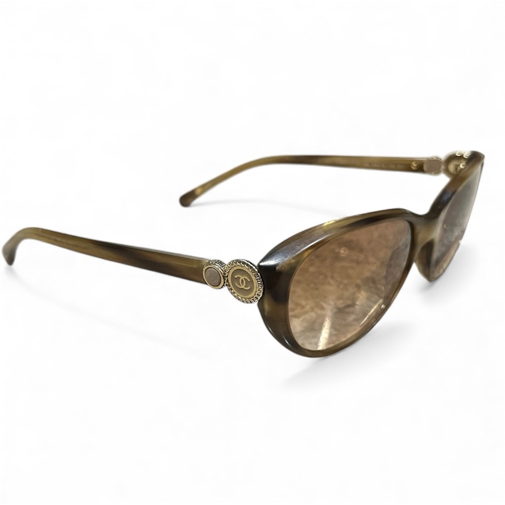 Chanel CC Logo Tortoise/Brown 5190 Collection Bouton Oval Sunglasses